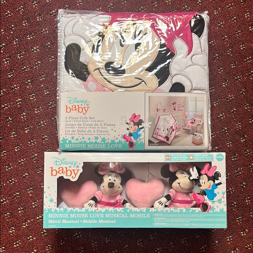 Disney Minnie Mouse Baby Crib Set and Musical Mobile - Pink and Black
Brand new